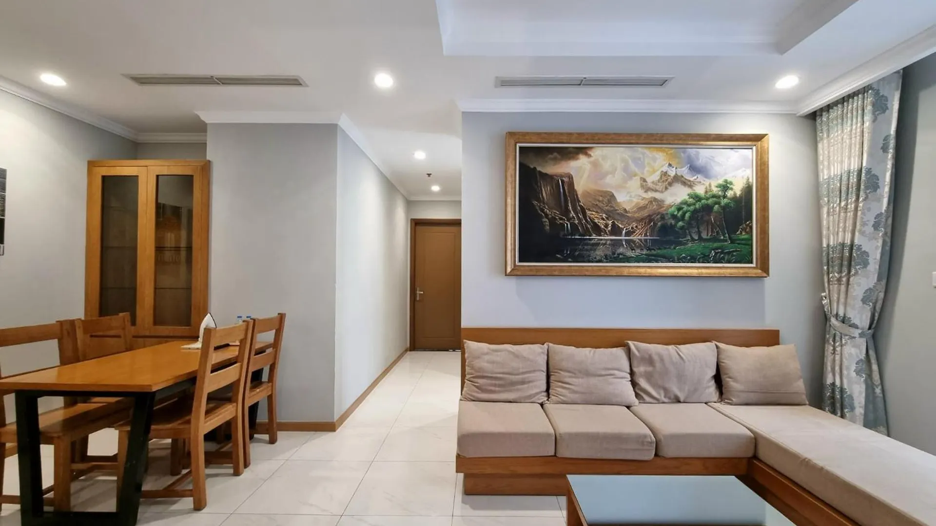 ***** Hotel Vinhomes Landmark Luxury Apartment By Navie Ho Chi Minh-Byen Vietnam