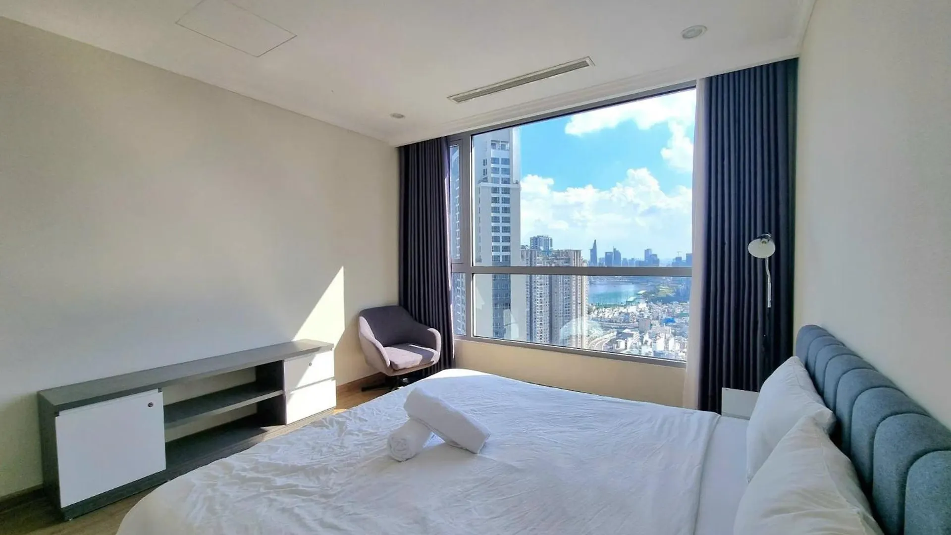 ***** Hotel Vinhomes Landmark Luxury Apartment By Navie Ho Chi Minh-Byen Vietnam