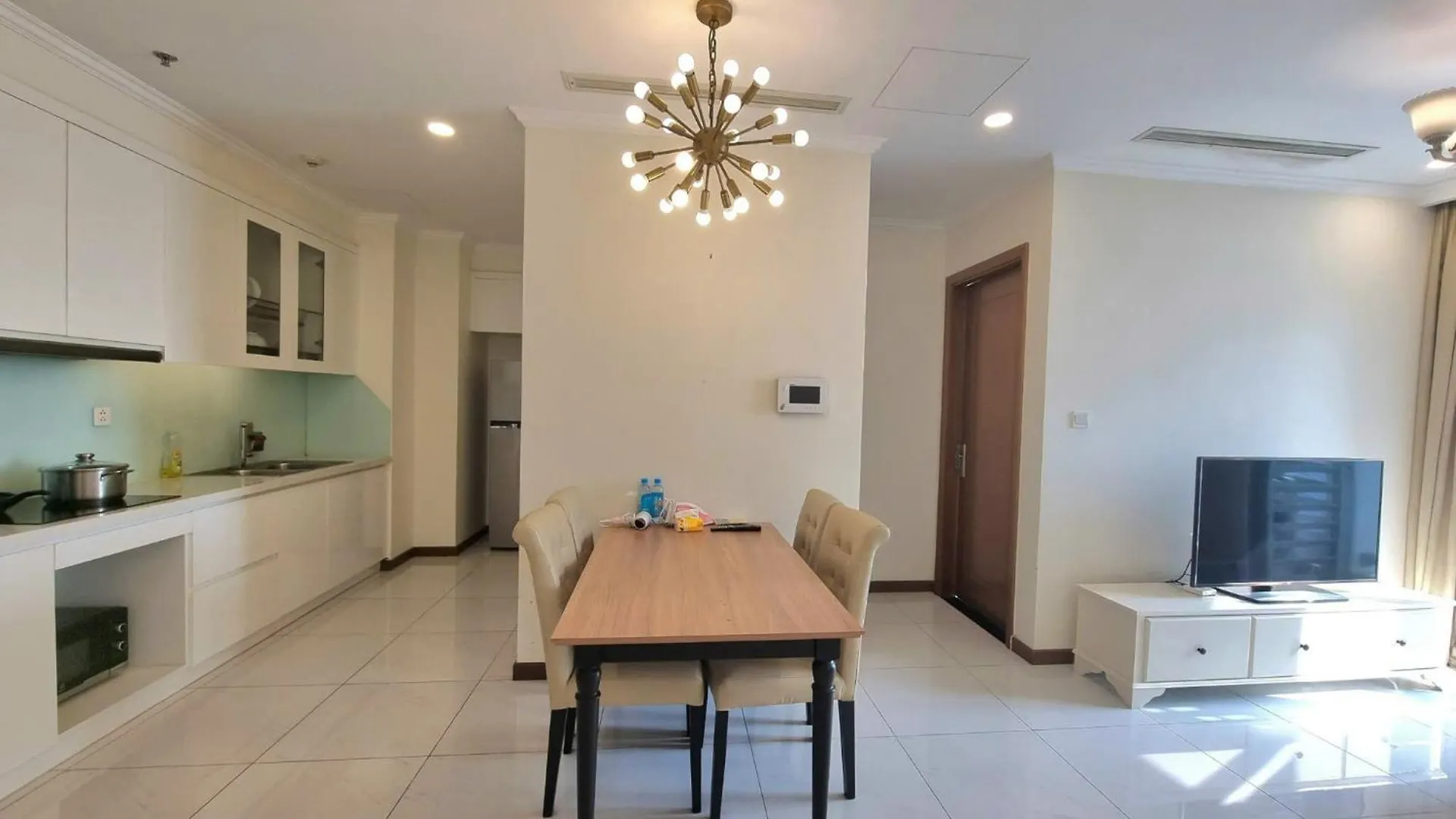 Vinhomes Landmark Luxury Apartment By Navie Ho Chi Minh-Byen 5*,  Vietnam