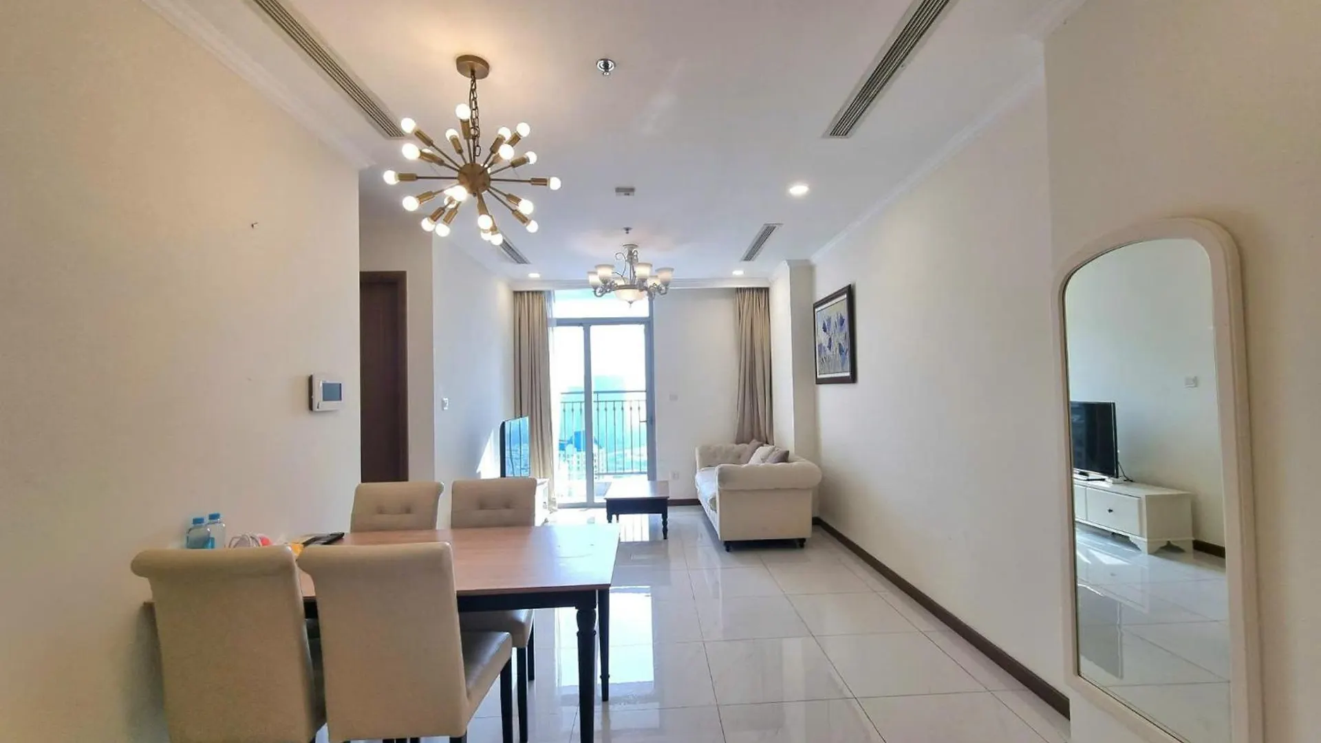 Vinhomes Landmark Luxury Apartment By Navie Ho Chi Minh-Byen Hotel