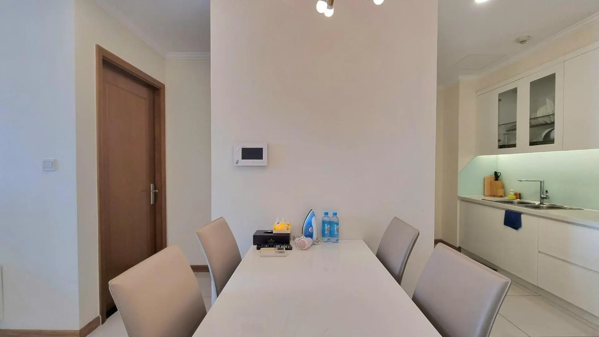 Vinhomes Landmark Luxury Apartment By Navie Ho Chi Minh-Byen 5*,  Vietnam