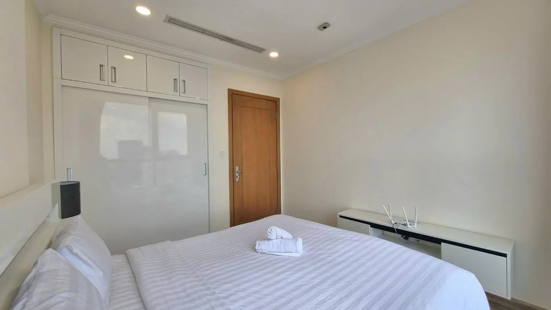 Hotel Vinhomes Landmark Luxury Apartment By Navie Ho Chi Minh-Byen