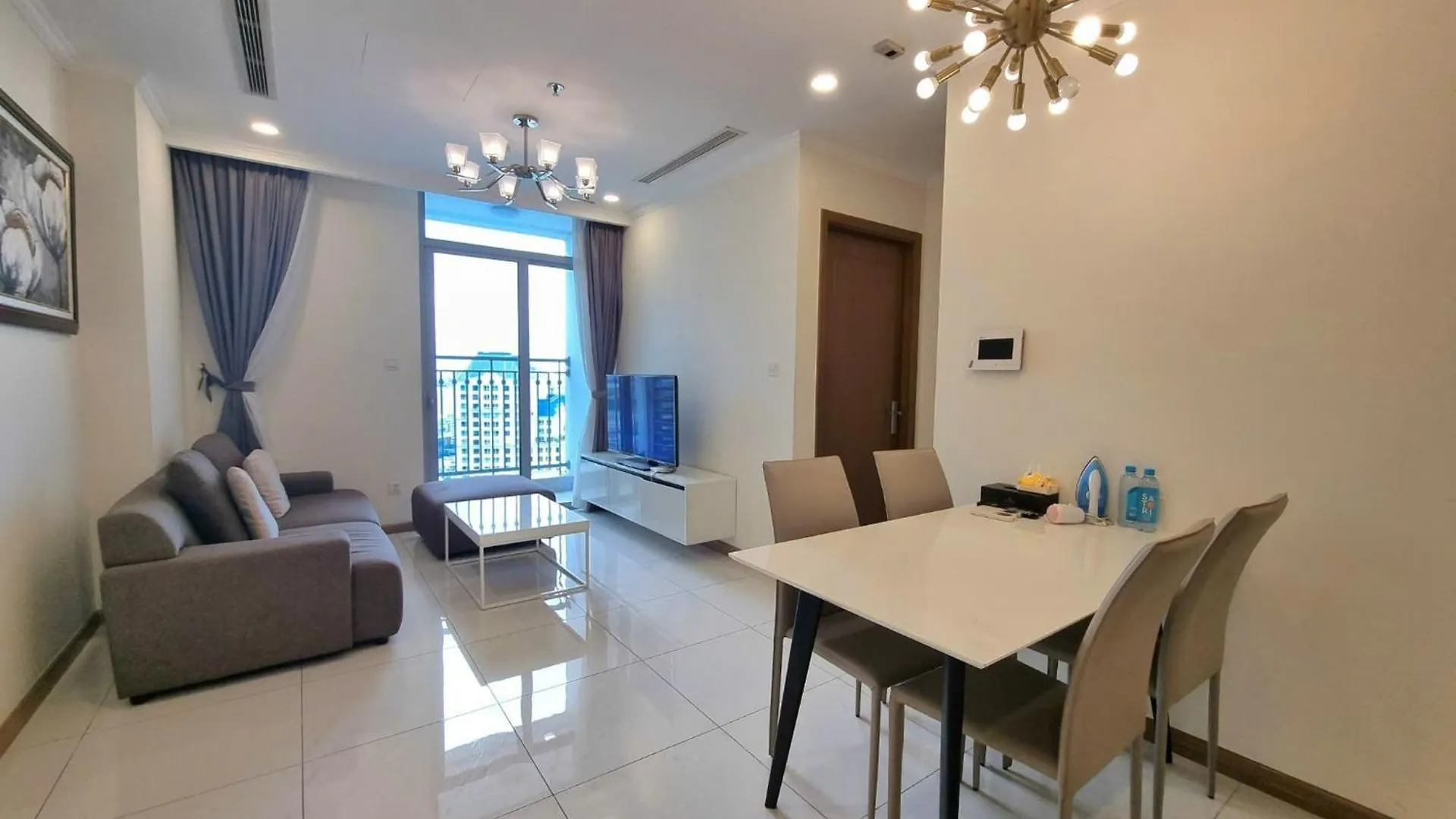 ***** Hotel Vinhomes Landmark Luxury Apartment By Navie Ho Chi Minh-Byen Vietnam