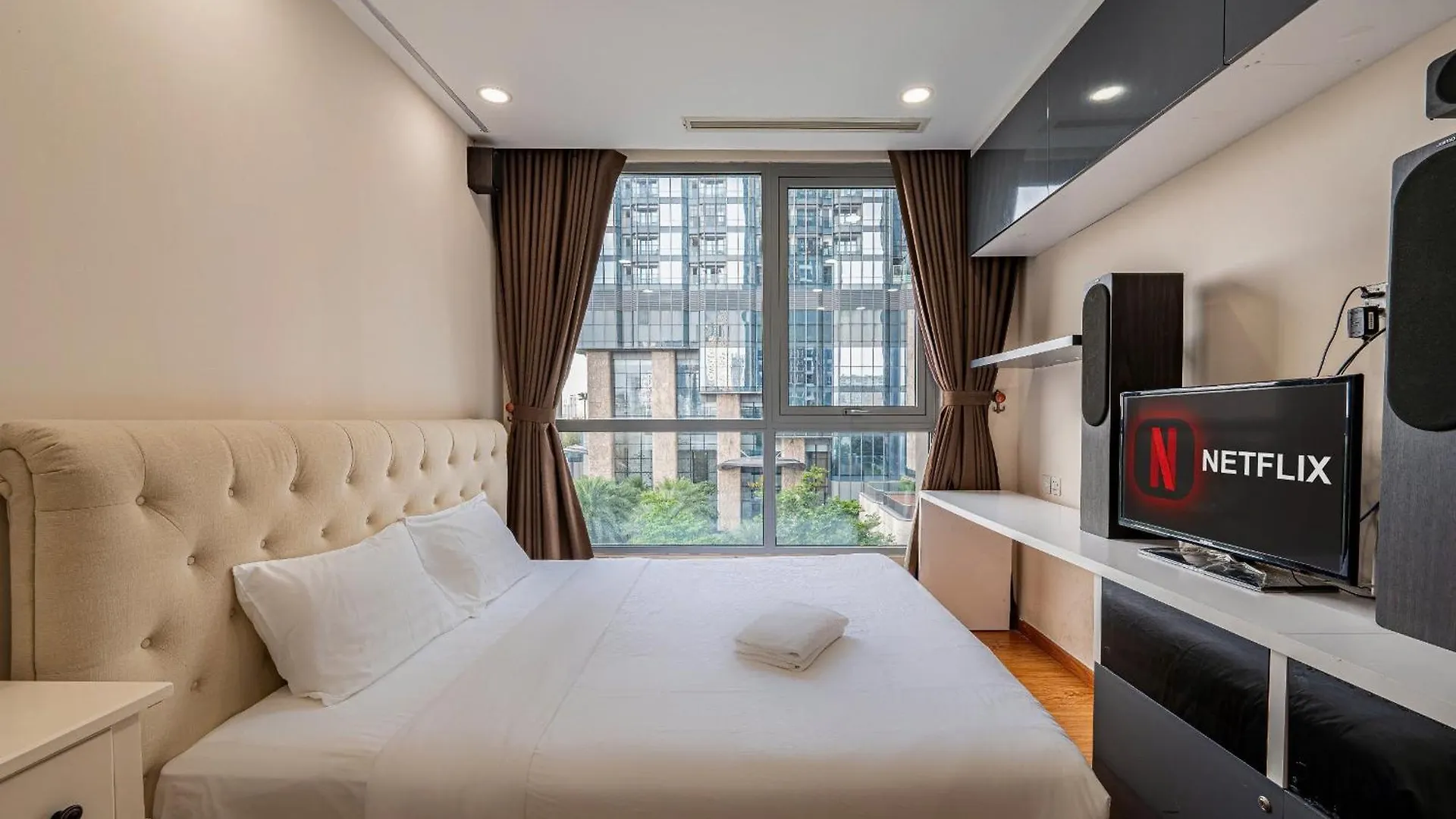 Vinhomes Landmark Luxury Apartment By Navie Ho Chi Minh-Byen 5*,  Vietnam