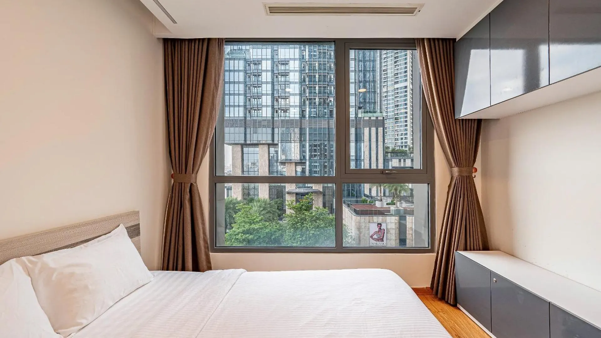 Vinhomes Landmark Luxury Apartment By Navie Ho Chi Minh-Byen Hotel