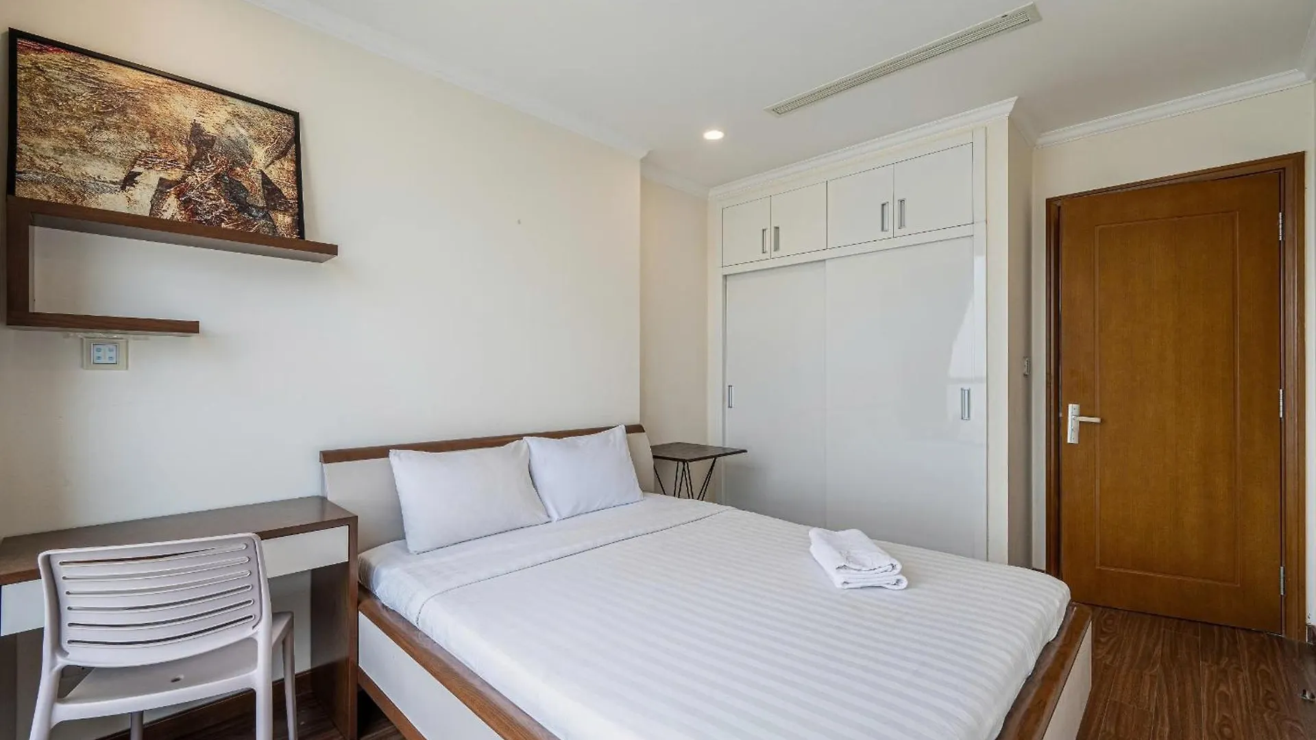 Hotel Vinhomes Landmark Luxury Apartment By Navie Ho Chi Minh-Byen