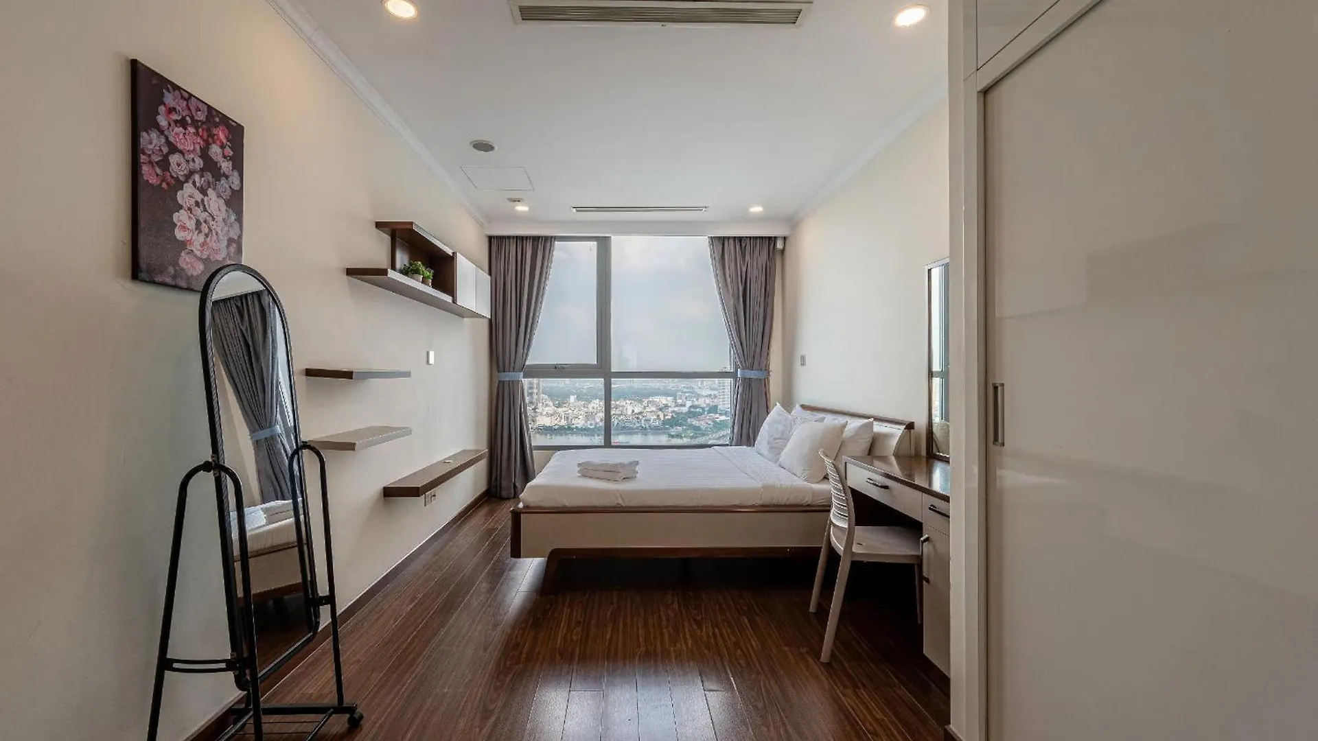 Vinhomes Landmark Luxury Apartment By Navie Ho Chi Minh-Byen 5*,  Vietnam