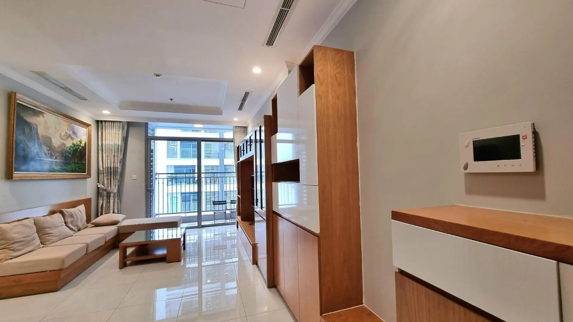 Vinhomes Landmark Luxury Apartment By Navie Ho Chi Minh City Hotel