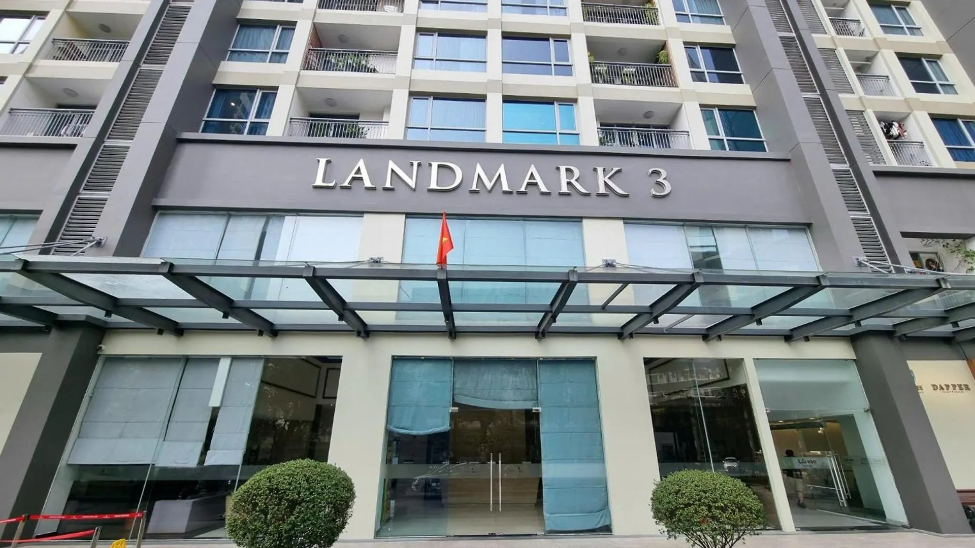 Vinhomes Landmark Luxury Apartment By Navie Ho Chi Minh City Hotel