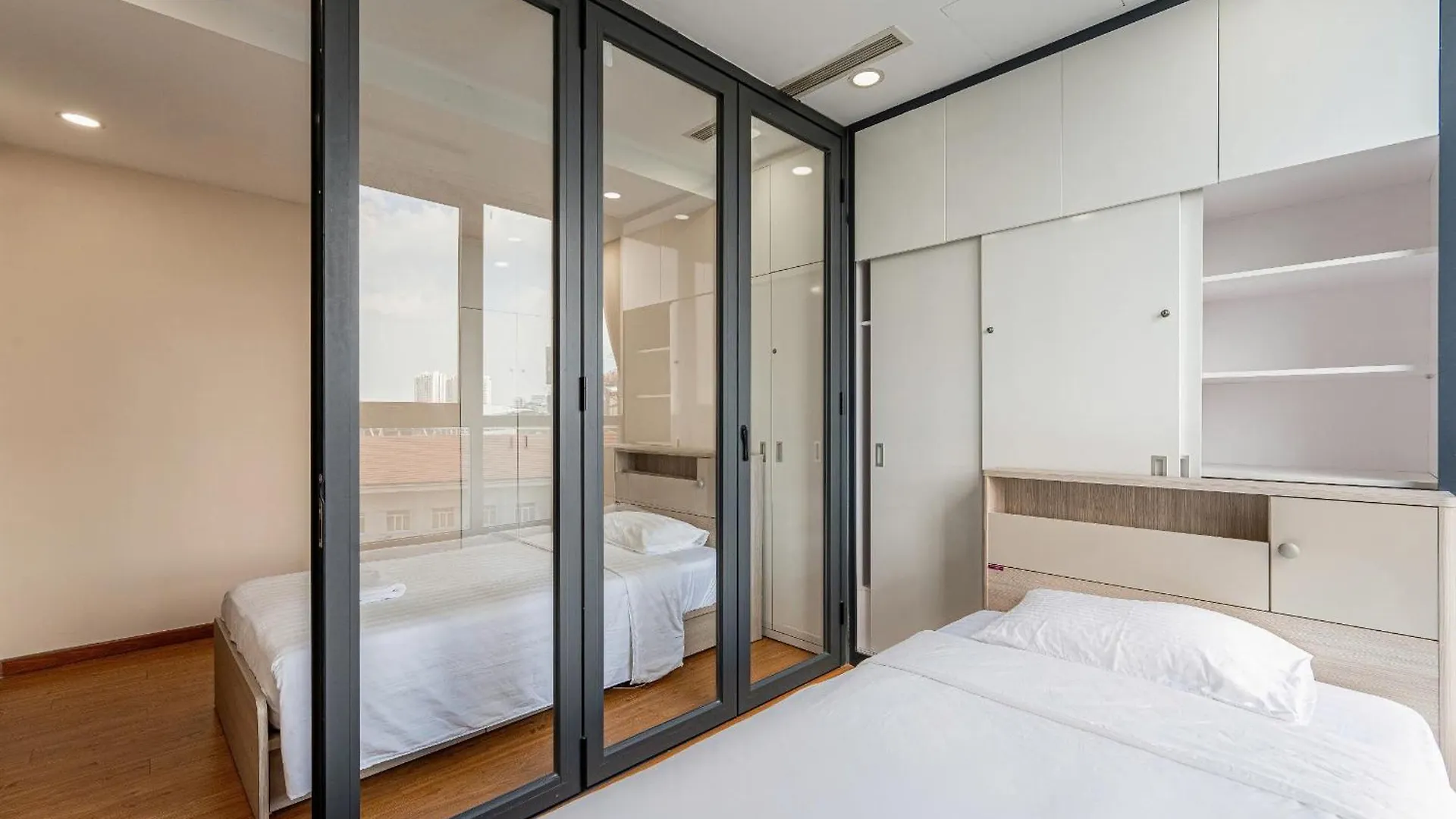 Hotel Vinhomes Landmark Luxury Apartment By Navie Ho Chi Minh City