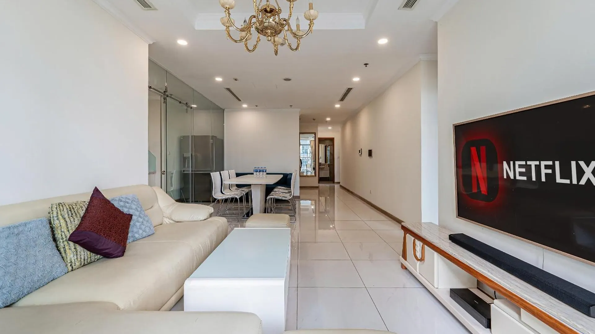 Hotel Vinhomes Landmark Luxury Apartment By Navie Ho Chi Minh City