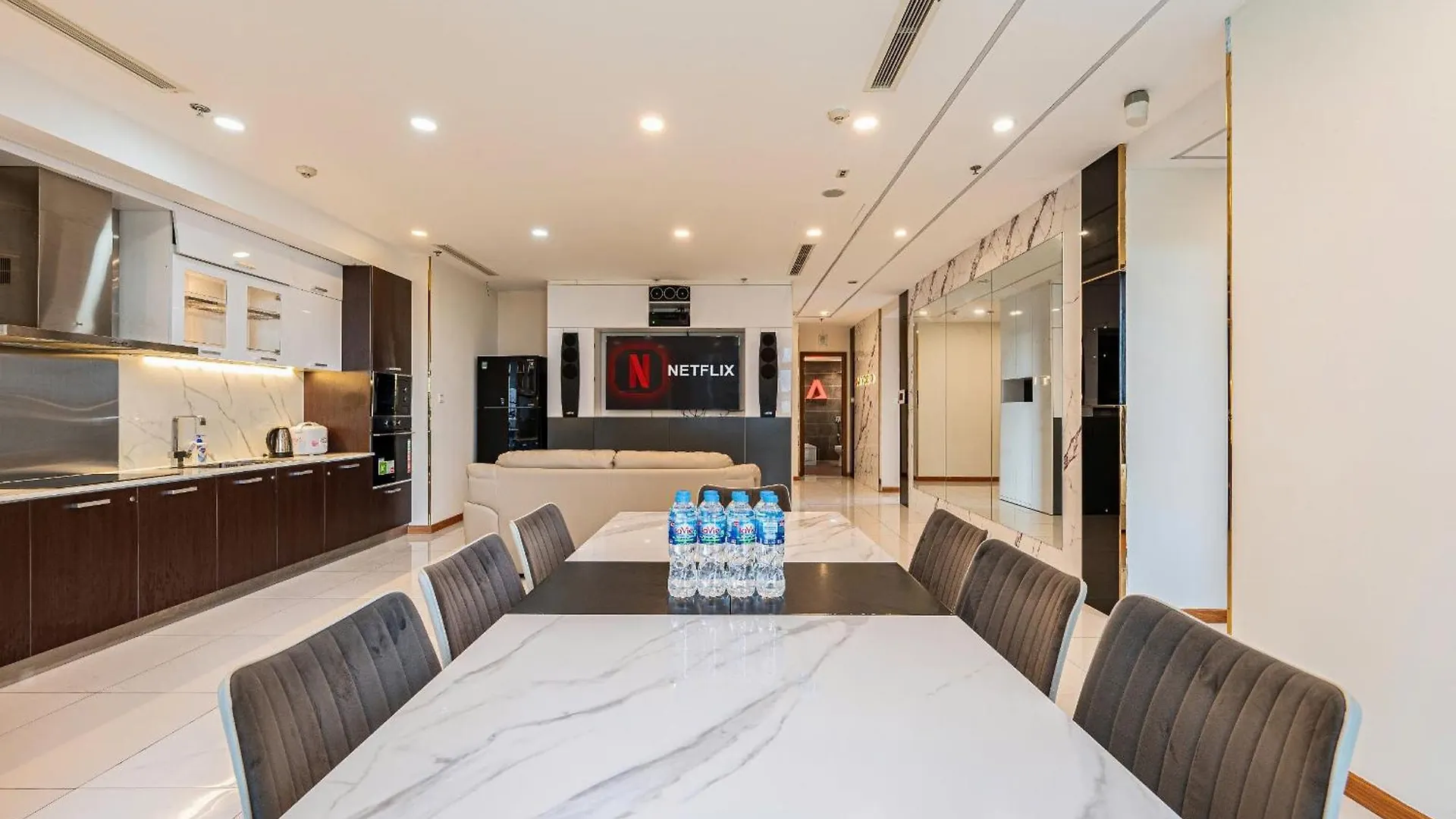 Vinhomes Landmark Luxury Apartment By Navie Ho Chi Minh City